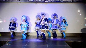 Снегурочки.Танец.