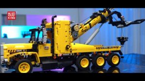 Mould King 17011 Tow Truck