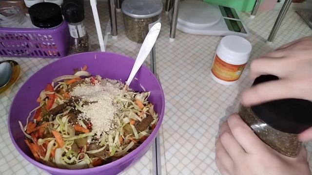 Салат, йогурт, масло, творог?, вся в заботах. смотреть онлайн