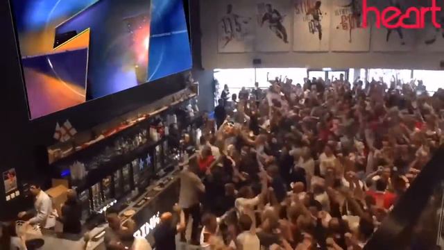 реакция британского паба на заставку орт смотреть онлайн