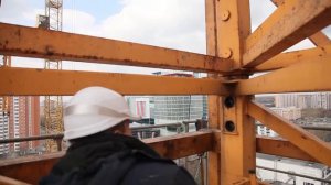 Сборка башенного крана LIEBHERR 550 EC-H40