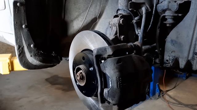 Nissan Note. Что случилось с передней подвеской??? смотреть онлайн