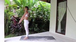 Приветствие солнцу | Сурья Намаскар  | Хатха-Йога для начинающих | Ona  Volna | Она Волна |