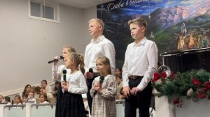 В спящем Вифлееме тишина/ семья Пинчук