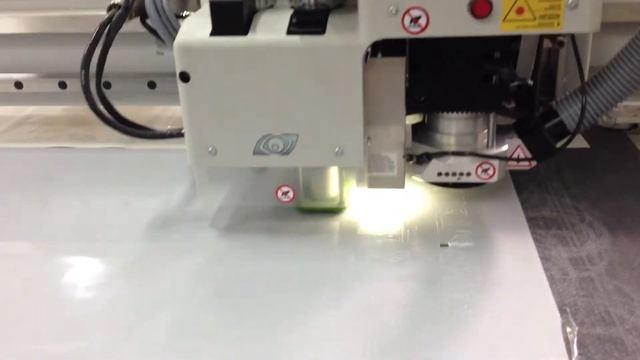 Плоттерная резка трафарета