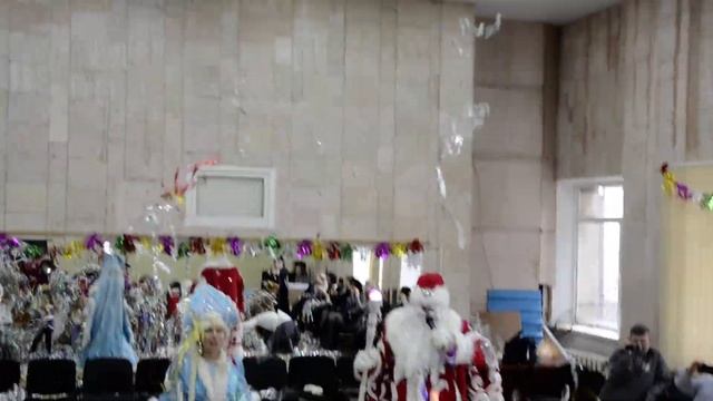 Новогодний серпантин! смотреть онлайн