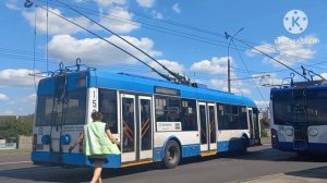 ТРОЛЛЕЙБУС СЛЕТЕЛ С ПРОВОДОВ! ШТАНГА ЗАСТРЯЛА В ПРОВОДЕ