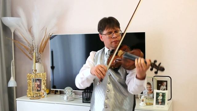 Мастеровая скрипка XIX века с головой льва «Леон»