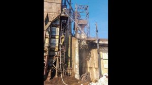 В Курганской области в р. п. Мишкино загорелась металлическая зерносушилка