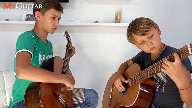 "Когда весна придёт, не знаю". Б. Мокроусов. Исполняют Артём и Михаил Москалик (8, 13 лет) . (0+) смотреть онлайн