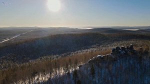 Скалы Семь Братьев, гора Семибратская. Вид с дрона