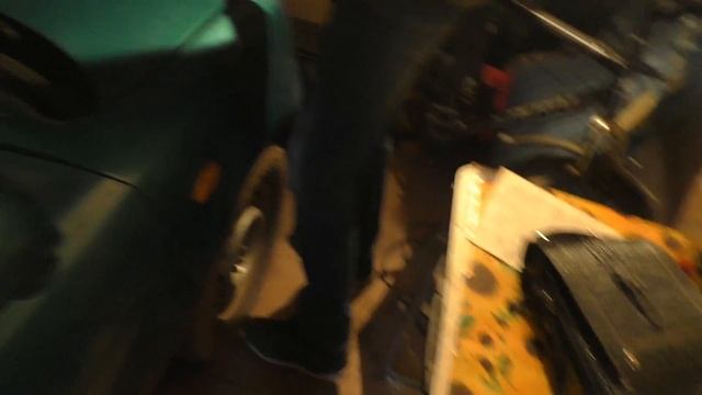 Что там с Ниссан Марч смотреть онлайн