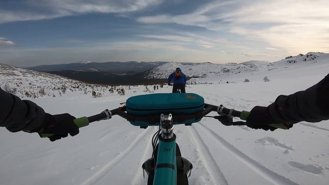 Конжаковский камень | Зимой | На велосипеде смотреть онлайн