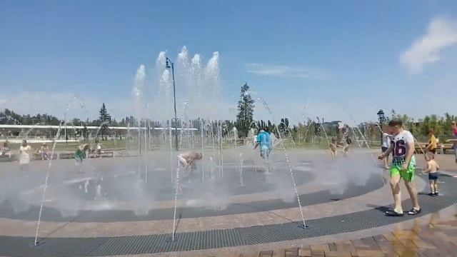 Волгоград фонтан по дороге на юг, дети рады смотреть онлайн