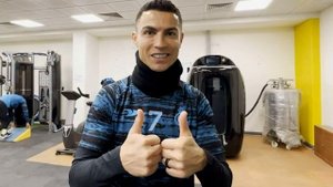 ОГО! МЕССИ ПЕРЕХОДИТ К РОНАЛДУ! ПИКЕ ТРОЛЛИТ ШАКИРУ! АЛЬ-НАСР ПОДПИШЕТ АЗАРА! НОВОСТИ ФУТБОЛА
