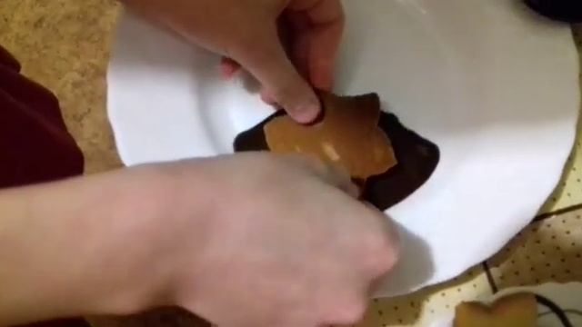 Печем песочные печенья к рождеству. Часть2. смотреть онлайн