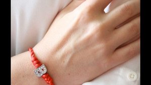 Зачем завязывают красную нить на руке?