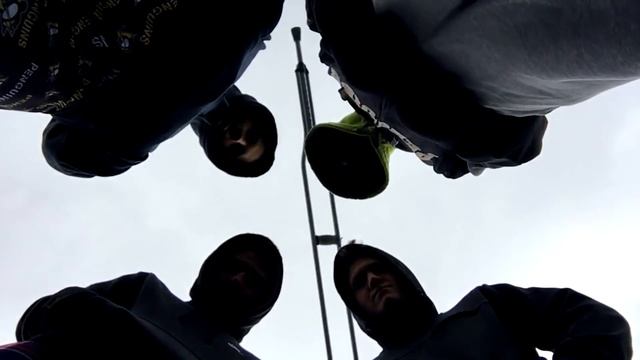 LAST TO TAP OUT WINS $1,000!! (TikTok Circle Challenge) смотреть онлайн