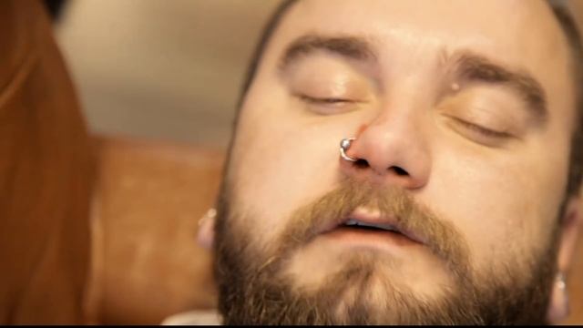 Спасибо мастеру! / BackStage tattoo studio / пирсинг носа (крыло) смотреть онлайн