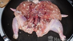 Цыплёнок табака под прессом