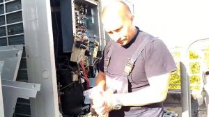 Замена компрессора Daikin VRV-3 плата