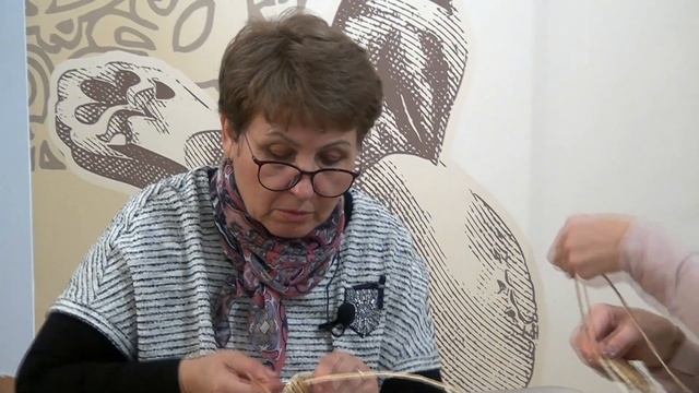 Плетение из соснового корня