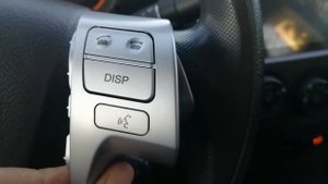 Различие кнопок руля( королла)