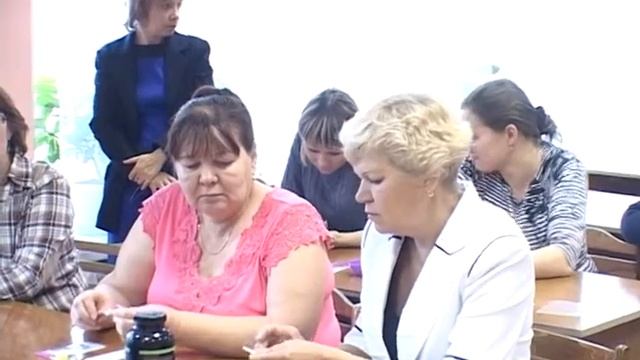 Выставка "Жемчужная россыпь талантов" в библиотеке им.Зырянова смотреть онлайн