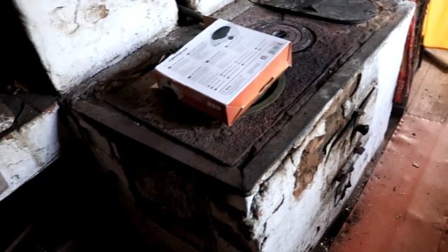 Переехал жить один на хутор. смотреть онлайн