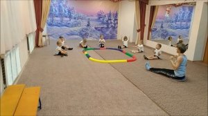 Четверо лягушат | для знакомства с гимнастикой | упражнение складочка дети 3 года