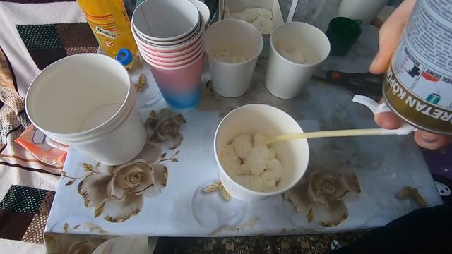 мыльные букеты.Этап 1- заполняю пеной супницы и стаканчики. DIY