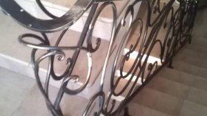 Монтаж кованого ограждения лестницы