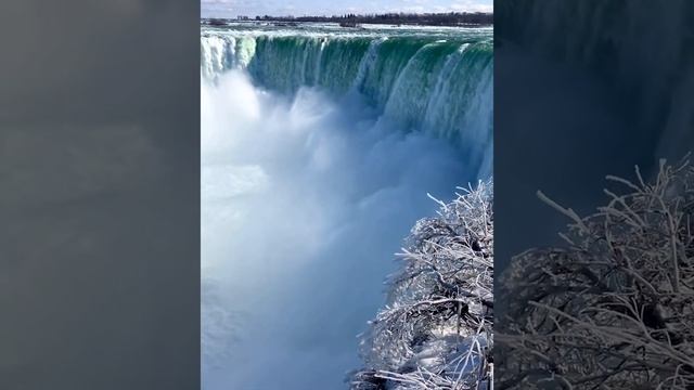 Ниагарский водопад зимой