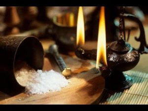 СИЛЬНАЯ ЧИСТКА БЕЛЫМ ПО ЧЁРНОМУ. ДЛЯ ВСЕХ. ВЕДЬМИНА ИЗБА. ИНГА ХОСРОЕВА.mp4