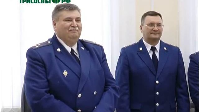 Служба во имя торжества закона и справедливости смотреть онлайн