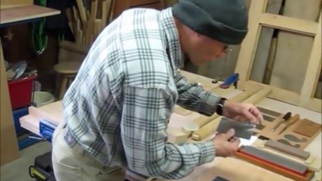Comment préparer et utiliser un racloir d'ébéniste смотреть онлайн
