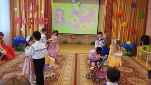 Шуточная сценка с колясками  8 марта г.Улан-Удэ 2023г.