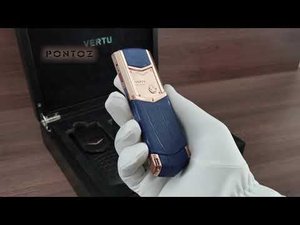 Vertu Signature S Design Gold Blue Crocodile