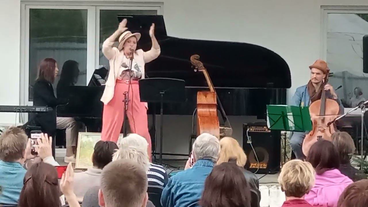 Потрясающая, неповторимая, великолепная Ольга Ступина и её коллектив B-band(1) смотреть онлайн