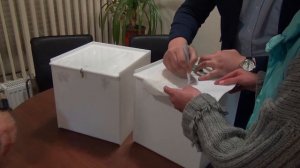 Опломбирование урн для сбора бланков в офисе УК