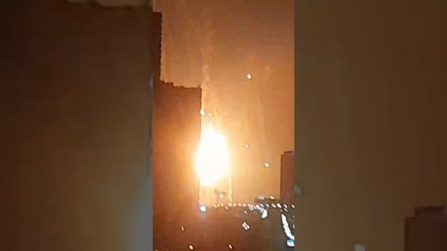 Подбит самолёт в Киеве 🇷🇺❤️🇺🇦 смотреть онлайн