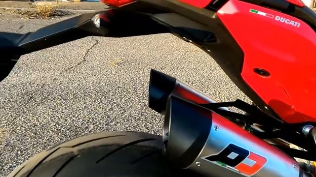 Ducati Supersport 939 Quat D exhaust смотреть онлайн
