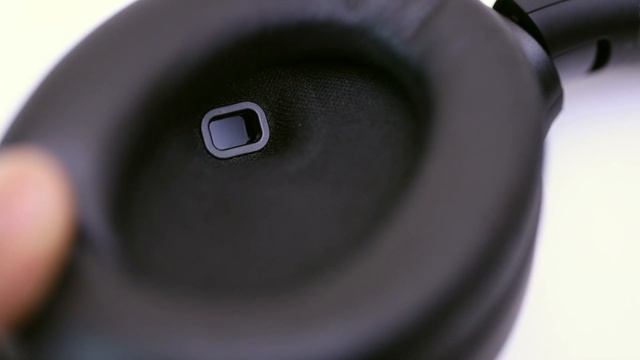 SONY WH-1000XM4 REVIEW! 1st Video In Hindi - Sony XM4 HINDI UNBOXING смотреть онлайн