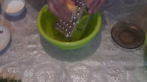 ОЧЕНЬ ВКУСНЫЙ , НЕЖНЫЙ  ВЕСЕННИЙ САЛАТ ИЗ ТОПИНАМБУРА С СЫРОМ И ЯЙЦОМ