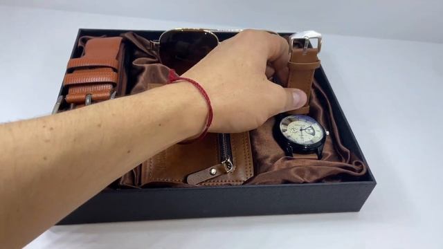 Подарочный набор для мужчин T2023-000007 смотреть онлайн