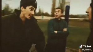 кто в армии служил, тот в цирке не смеётся..