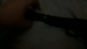 (зделайте звук погромче ) обзор на пистолет с глушителем (названее пистолета : SHUANG WEI c.18 )