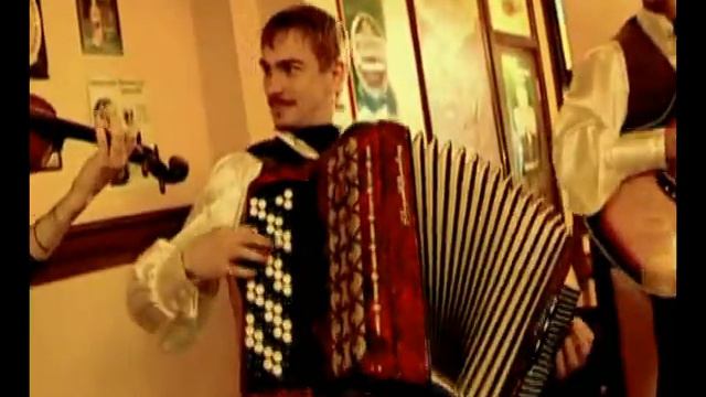 Medley musical sur les thèmes des mélodies ukrainiennes, irlandaises et écossaises. Муз. поппури