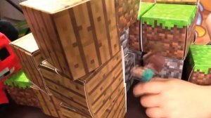 Игрушки майнкрафт - minecraft toys - Стив строит печь - обзор игры майнкрафт в реальной жизни