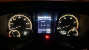 Как проверить нагрузку на оси через бортовой компьютер Mercedes-Benz (панель управления)